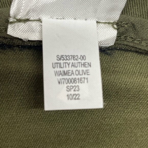 Banana Republic Women's AUTHENTIC CHINO UTILITY SHORT Green High Rise Size 18 - Picture 8 of 12